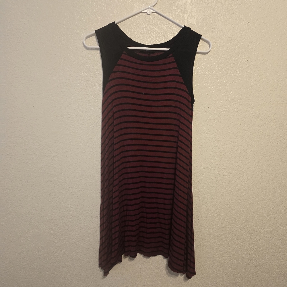 BOAZ medium rayon blend striped black and burgundy acemetrical dress